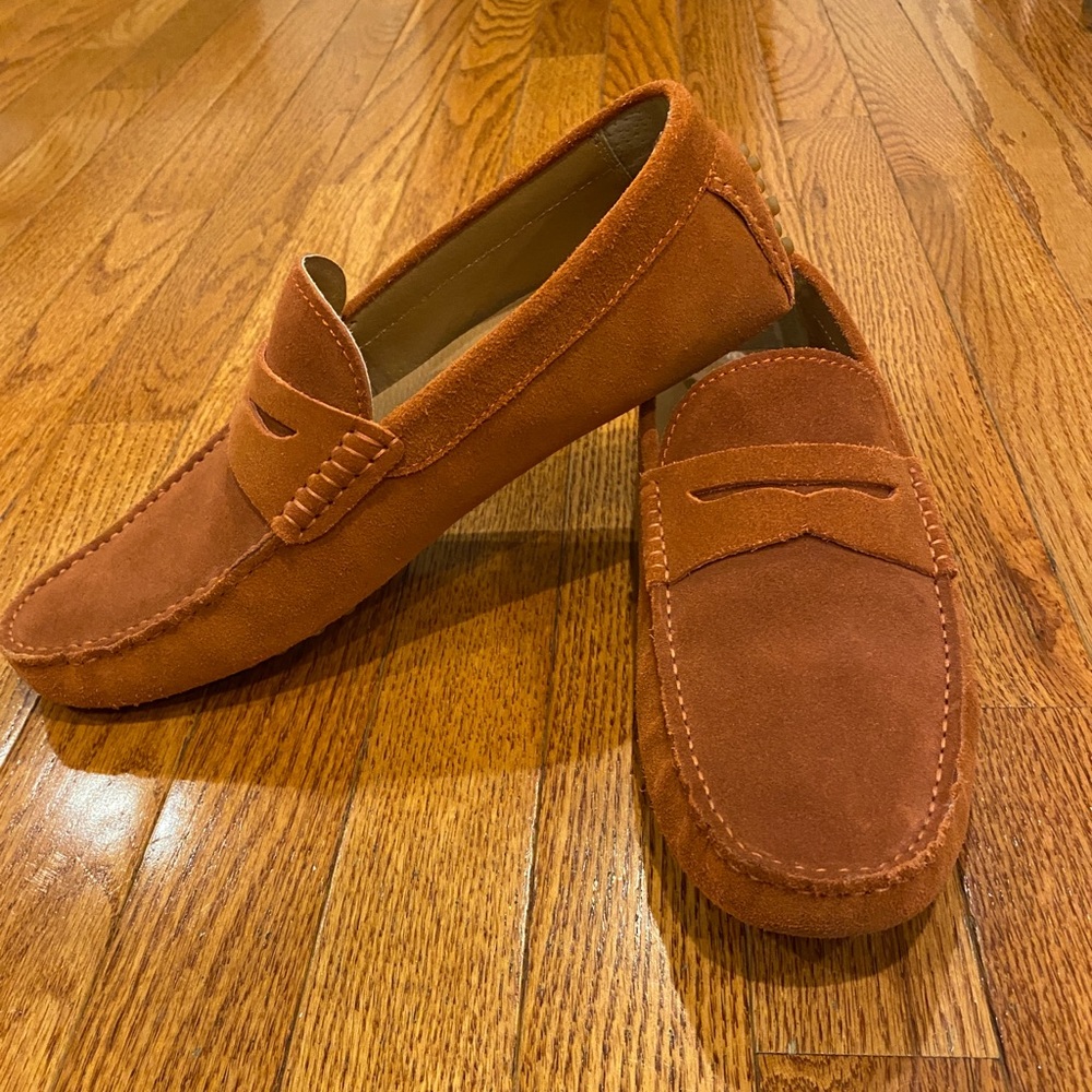 New Republic Size 8.5 Burnt Orange Loafers